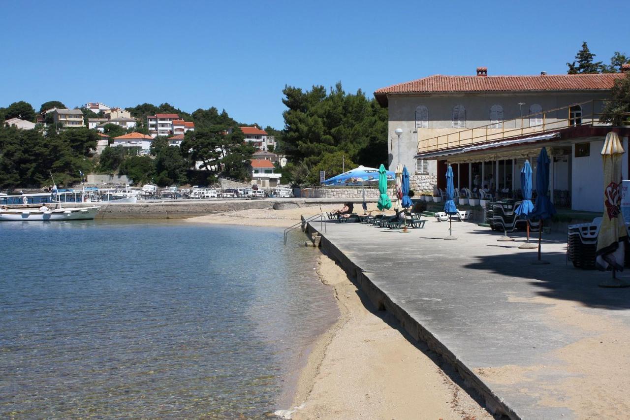 Apartments And Rooms By The Sea Palit, Rab - 5010 Eksteriør bilde