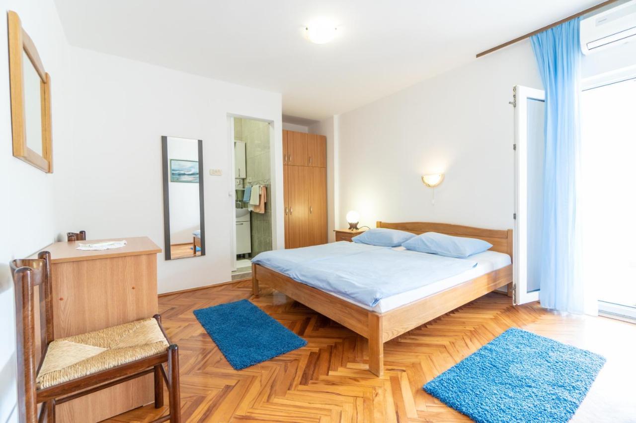 Apartments And Rooms By The Sea Palit, Rab - 5010 Eksteriør bilde
