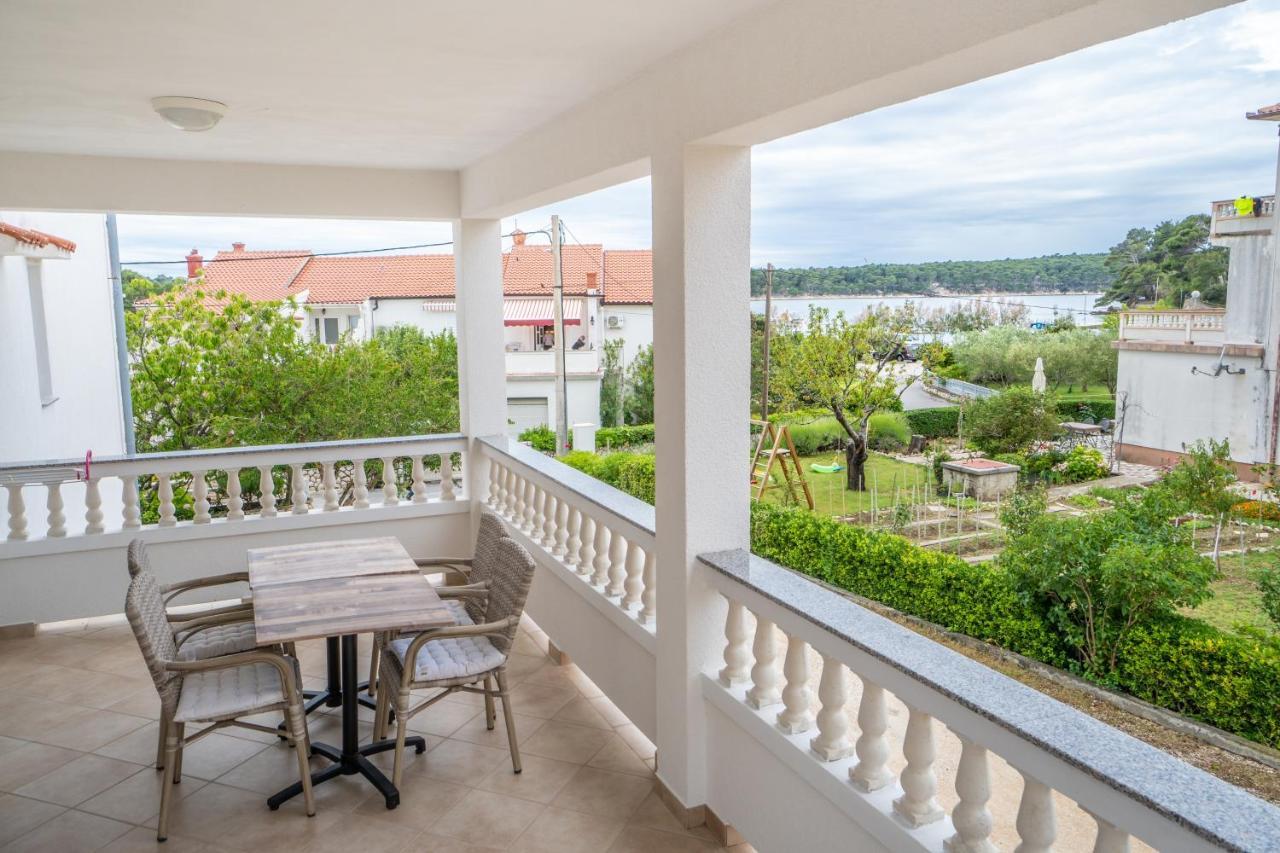 Apartments And Rooms By The Sea Palit, Rab - 5010 Eksteriør bilde