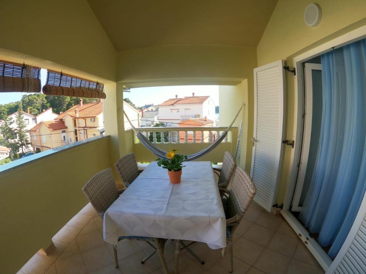 Apartments And Rooms By The Sea Palit, Rab - 5010 Eksteriør bilde